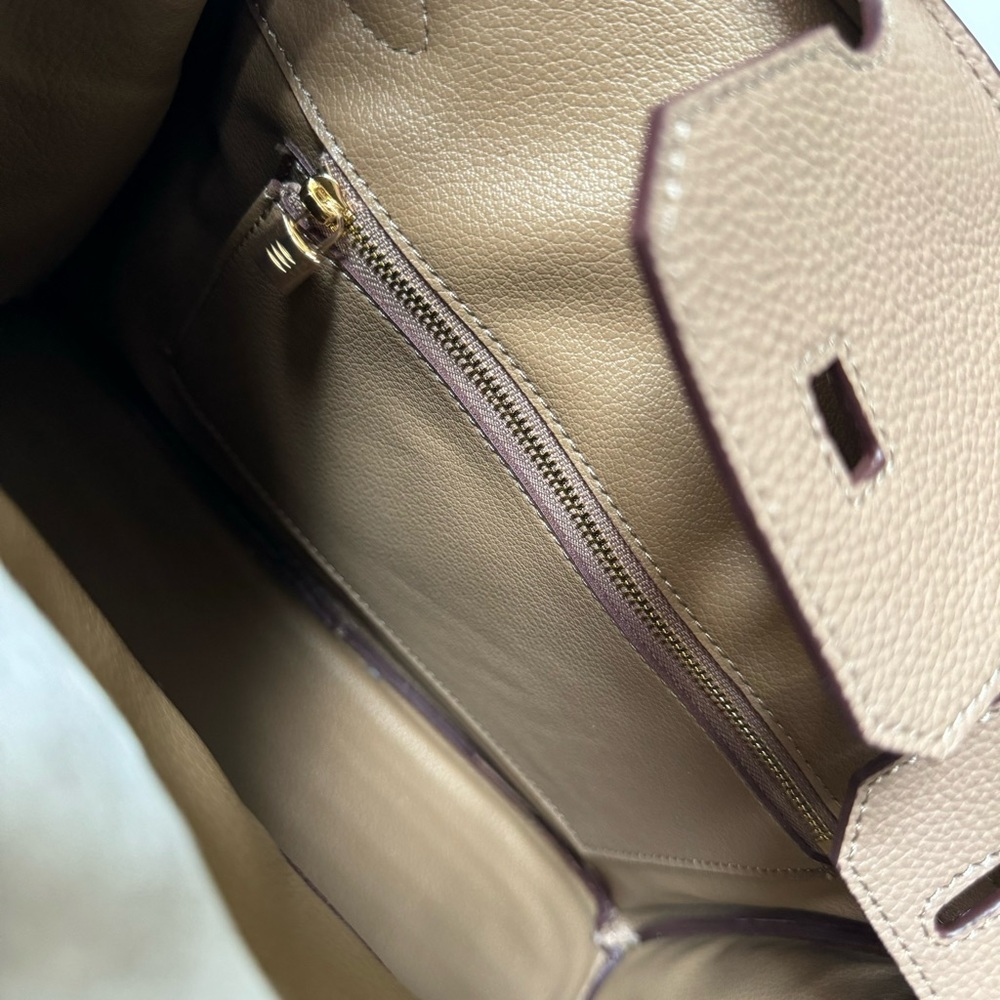 Etoupe Pebble Leather 30 Leather Bag Belted Lock Key Satchel w/ Gold Hardware C1 - Picture 11 of 16